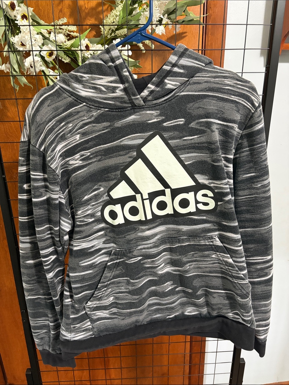 adidas youth XL Black & White Marbled Hoodie - Logo Pullover
